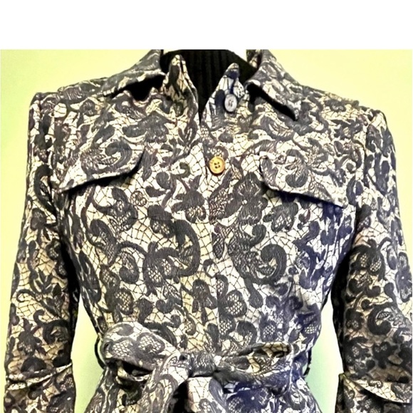Walter Baker Brocade Tie Front Jacket - Picture 9 of 16